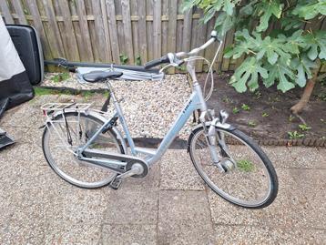 Merk Trek

Frame materiaal Aluminium 28 inch 54 cm  beschikbaar voor biedingen