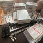 Wii bundel met 28 games 2 consoles & 4 remotes, Spelcomputers en Games, Online, Gebruikt, Overige genres, Ophalen of Verzenden
