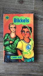 Bikkels, Carry Slee, Ophalen of Verzenden, Zo goed als nieuw