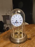 Vintage Junghans Quartz Tafelklok met plastic Stolp, Ophalen of Verzenden