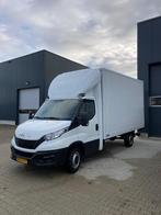 Iveco Daily bakwagen met laadklep 35S12 2021 Wit, Auto's, Bestelauto's, Te koop, Iveco, Airconditioning, Zwart