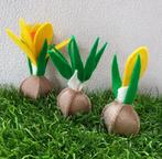Gele krokusbolletjes seizoenstafel wolvilt 3 stuks nieuw, Ophalen of Verzenden, Nieuw, Figuurtje(s), Wolvilt