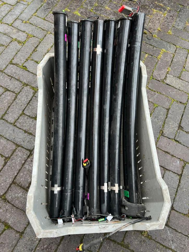 8 DEFECTE frame accu’s om te refurbishen !!, Fietsen en Brommers, Fietsaccessoires | Fietsaccu's, Gebruikt, Ophalen