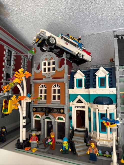 Lego 10270 boekenwinkel modular creator expert compleet, Kinderen en Baby's, Speelgoed | Duplo en Lego, Zo goed als nieuw, Lego