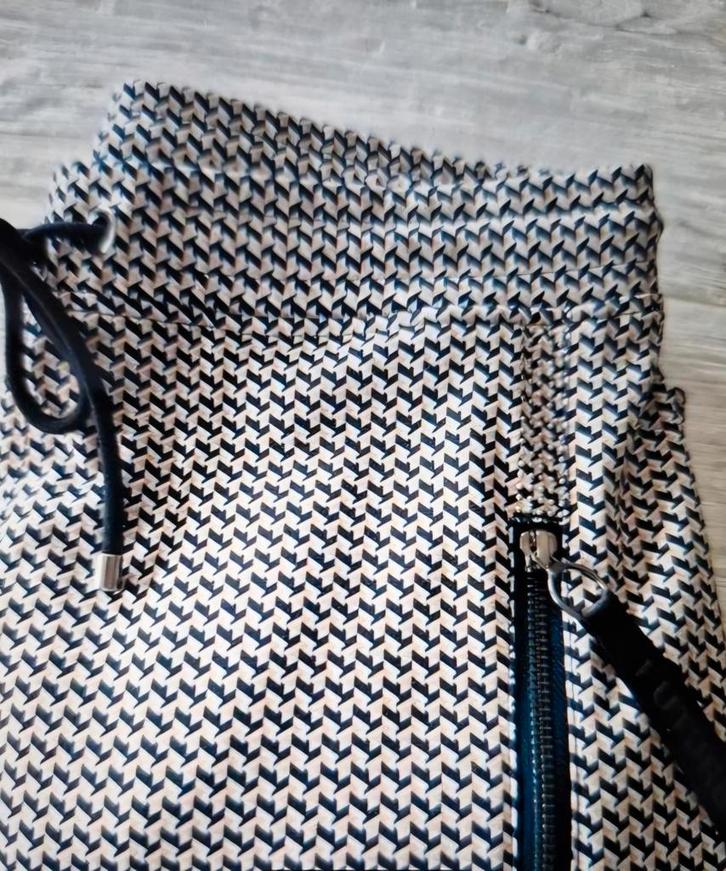nieuw BROEK MAC FUTURE 38 40 M zwart oker creme travel stof, Kleding | Dames, Broeken en Pantalons, Nieuw, Maat 38/40 (M), Zwart