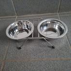 kattenvoer en drinkbak in standaard, Ophalen