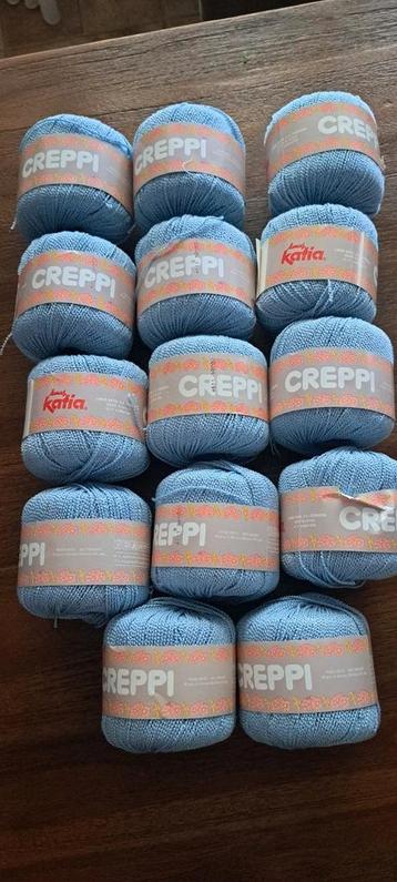 Partij Katia Creppi Garen 14 bollen lichtblauw  beschikbaar voor biedingen