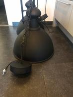 2 grote metalen lampen per 2 voor 25 euro, Huis en Inrichting, Lampen | Hanglampen, Ophalen, Gebruikt, Minder dan 50 cm