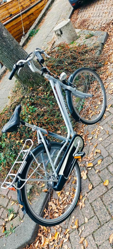 Batavus Stadsfiets - Betrouwbaar en Comfortabel, Fietsen en Brommers, Fietsen | Dames | Damesfietsen, Zo goed als nieuw, Batavus