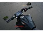 Yamaha MT07 | Black on Black | Full Akrapovic ! (bj 2024), Motoren, 2 cilinders, 1254 cc, Bedrijf, Onbekend