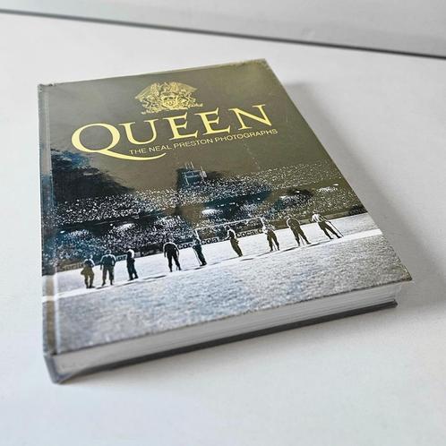 Boek - Queen - The Neal Preston Photographs (geseald), Boeken, Overige Boeken, Nieuw, Verzenden
