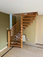 Eiken wenteltrap 2650 mm hoog 1800 mm doorsnede, Ophalen, Gebruikt, Trap, 2 tot 4 meter