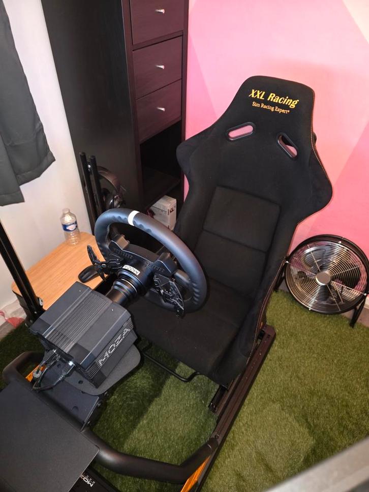 Moza R12 sim racing setup. Xxl racing cockpit. Top conditie, Spelcomputers en Games, Spelcomputers | Overige, Zo goed als nieuw