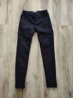 Mooie zwarte broek van Bershka, maat S. Skinny broek zwart., Kleding | Dames, Broeken en Pantalons, Onb, Maat 36 (S), Lang, Onb