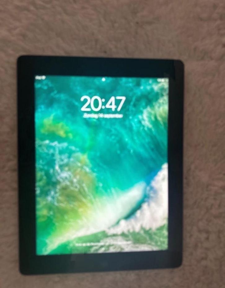 Apple iPad 4 - Goed Onderhouden!, Computers en Software, Apple iPads, Gebruikt, Apple iPad, Wi-Fi, 10 inch, 16 GB, Zilver, Ophalen of Verzenden