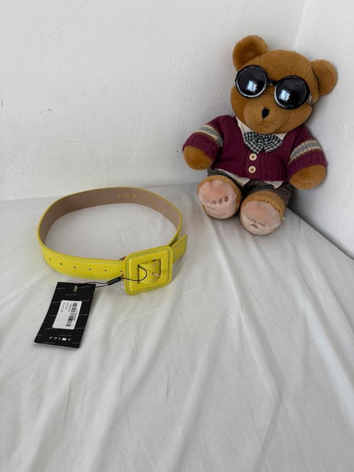 Nieuwe Loavies riem, Kleding | Dames, Riemen en Ceinturen, Nieuw, Heupriem, 80 tot 90 cm, 3 tot 5 cm, Overige kleuren, Ophalen of Verzenden