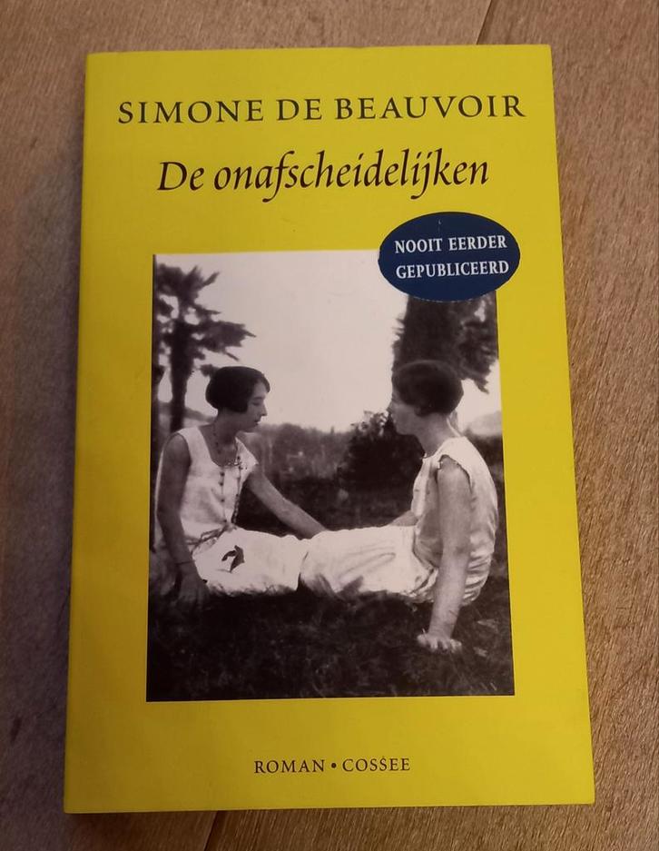 De Onafscheidelijken - Simone de Beauvoir, Boeken, Romans, Zo goed als nieuw, Nederland, Ophalen of Verzenden