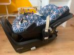 Maxi cosi Pebble plus nette staat + familie fix + verkleiner, Gebruikt, Ophalen of Verzenden, Isofix, 0 t/m 13 kg