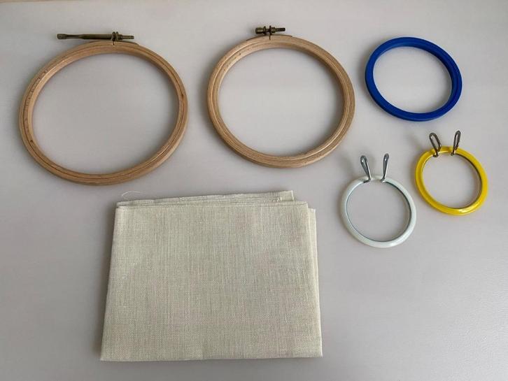 5 Borduurringen Borduren Ring Linnen Stof, Hobby en Vrije tijd, Borduren en Borduurmachines, Zo goed als nieuw, Overige typen