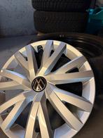 Z.G.A.N. 16 inch winterbanden met wieldoppen voor VW Golf 8, Auto-onderdelen, Banden en Velgen, Ophalen, Gebruikt, 16 inch, 205 mm