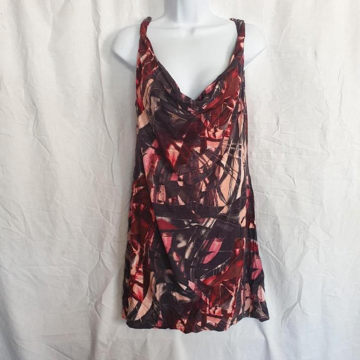 Leuke gekleurde jurk. Mt M, Kleding | Dames, Jurken, Zo goed als nieuw, Maat 38/40 (M), Rood, Boven de knie, Ophalen of Verzenden