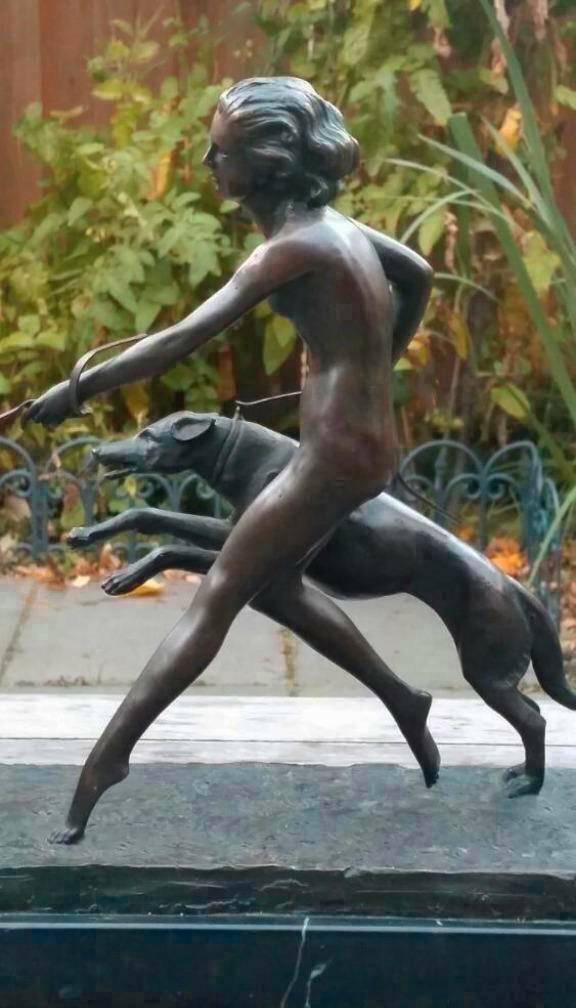 Bronzen beeld  Diana and Hunting Dogs, Antiek en Kunst, Antiek | Koper en Brons, Brons, Ophalen of Verzenden
