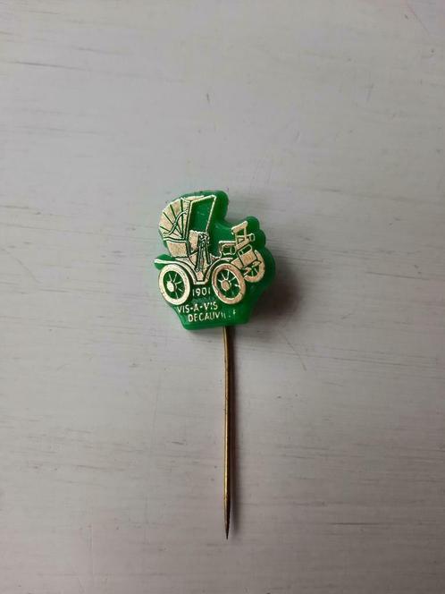 Oldtimer 1901 Vis-a-vis Decauville Groen Goudkleurig Speldje, Verzamelen, Speldjes, Pins en Buttons, Gebruikt, Speldje of Pin