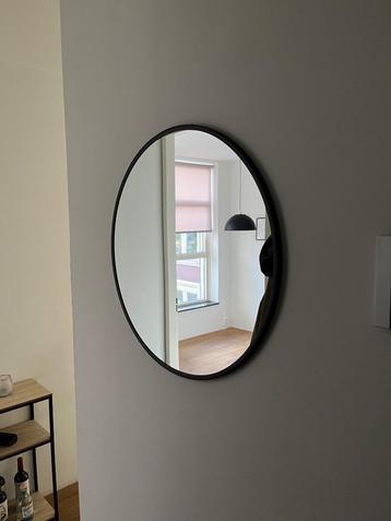 Moderne ronde spiegel - diameter 60cm beschikbaar voor biedingen