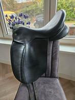 Hulsebos dressuurzadel, Dieren en Toebehoren, Paarden en Pony's | Zadels, Ophalen of Verzenden, Zo goed als nieuw, Dressuur