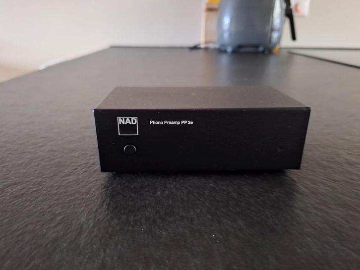 NAD PP2e Phono Voorversterker, Audio, Tv en Foto, Versterkers en Receivers, Gebruikt, Stereo, Minder dan 60 watt, Overige merken