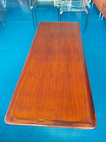 Vintage Salontafels.  beschikbaar voor biedingen