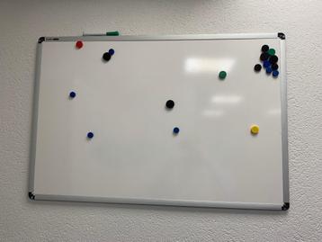 Whiteboard slechts €20 WEG=WEG! beschikbaar voor biedingen