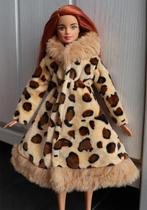 Barbie kleding nieuw - Lange winterjas jas met bont luipaard, Nieuw, Ophalen of Verzenden, Barbie