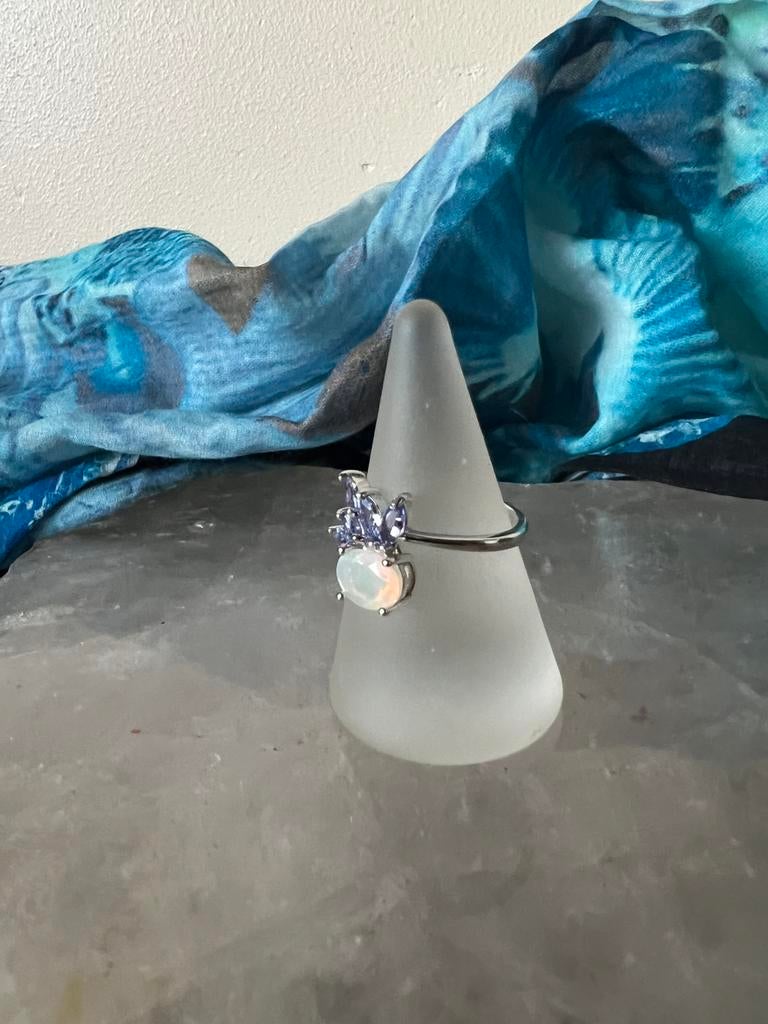 Tanzaniet edelopaal opaal beschermt geluk magie uniek, Nieuw, Ophalen of Verzenden, 17 tot 18, Dame of Heer