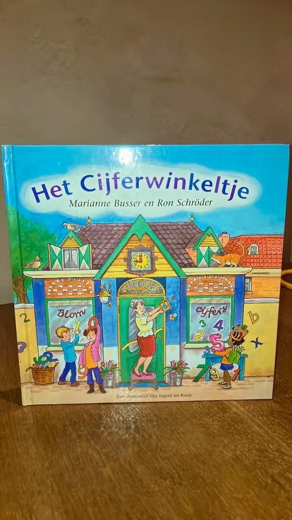 KR-7 Marianne Busser Het cijferwinkeltje, Boeken, Kinderboeken | Jeugd | onder 10 jaar, Zo goed als nieuw, Fictie algemeen, Ophalen of Verzenden