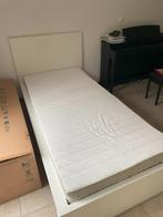Ikea eenpersoonsbed wit Malm, Huis en Inrichting, Slaapkamer | Bedden, Ophalen, 90 cm, Eenpersoons, Wit