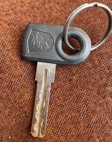 Fiets sleutel gevonden in schoonhoven beschikbaar voor biedingen