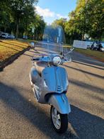 Mooie Vespa scooter vespa gts 300, Ophalen, Overige modellen, 300 cc, Zo goed als nieuw