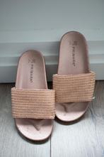 Roze slippers / badslippers Primark maat 37, nieuw, Kleding | Dames, Schoenen, Primark, Slippers, Ophalen of Verzenden, Roze