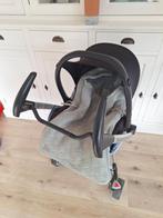 Maxicosi met onderstel en voetenzak, Kinderen en Baby's, Kinderwagens en Combinaties, Ophalen
