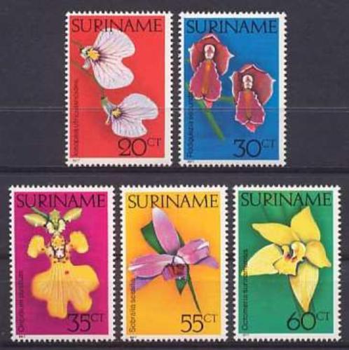 Suriname 49/53 postfris Orchideeen 1977, Postzegels en Munten, Postzegels | Suriname, Postfris, Ophalen of Verzenden