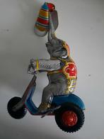 Speelgoed olifant op driewieller met molentje, Antiek en Kunst, Antiek | Speelgoed, Ophalen of Verzenden