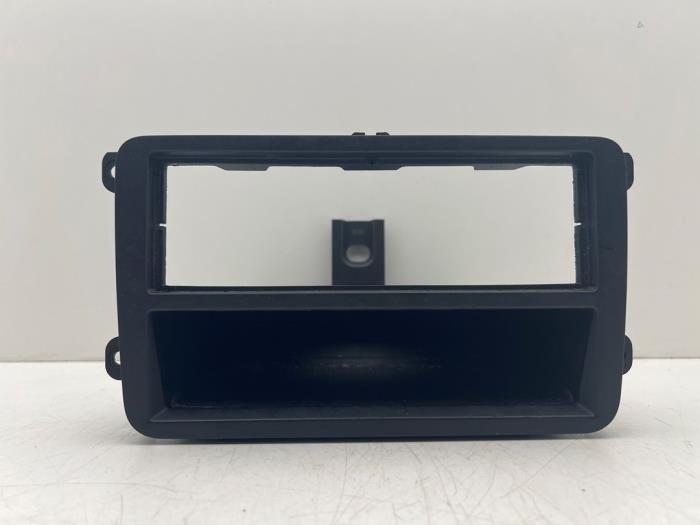 Opbergvak van een Volkswagen Golf, Auto-onderdelen, Interieur en Bekleding, Volkswagen, Gebruikt, 3 maanden garantie, Ophalen of Verzenden