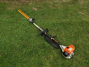 STIHL combimachine (KM90R) met heggenschaar (HL-KM 135) beschikbaar voor biedingen