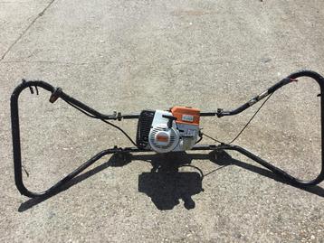 Gebruikte grondboor Stihl BT360 beschikbaar voor biedingen
