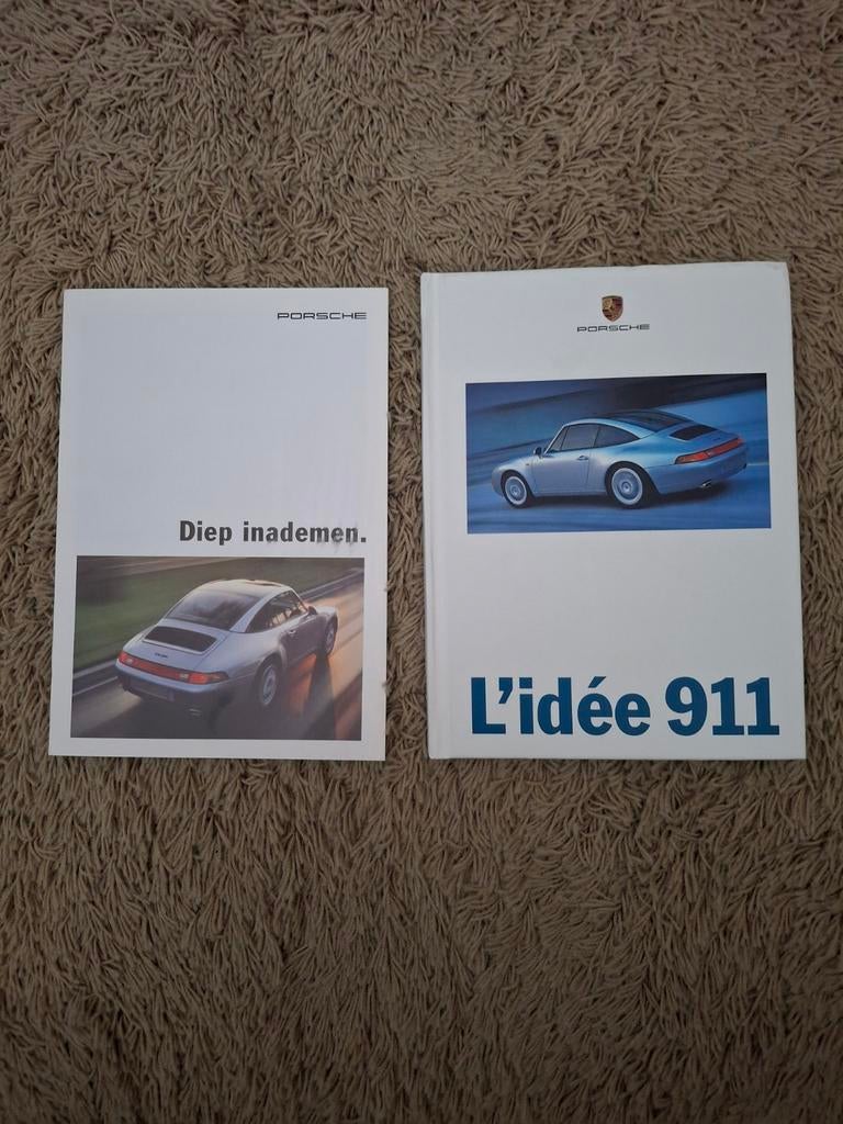 2x autofolder Porsche 911 993, Verzenden, Zo goed als nieuw, Porsche