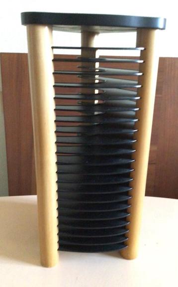 CD-rek voor 20 cd’s, 35 cm beschikbaar voor biedingen