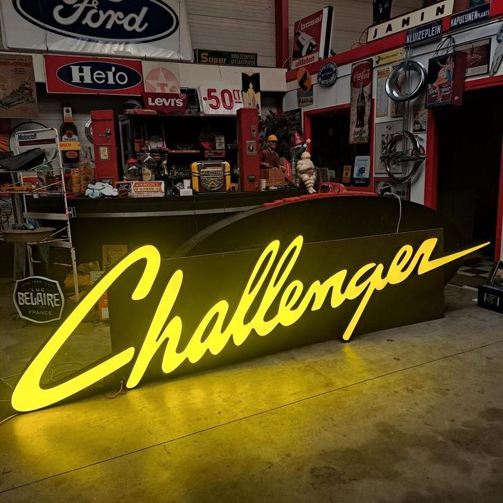 Challenger gevelverlichting lichtbak Xxl, Verzamelen, Merken en Reclamevoorwerpen, Gebruikt, Lichtbak of (neon) lamp, Ophalen