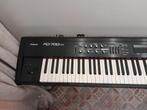 Roland RD 700 NX  incl. Roland KC 350 te koop, Ophalen, Zwart, Digitaal, Zo goed als nieuw