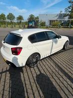 DIK UITGEVOERDE BMW 116i | 19inch | Zaero bodykit |, Auto's, 1-Serie, 65 €/maand, Zwart, Alcantara